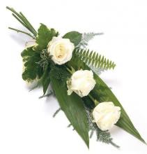 3 white roses bouquet